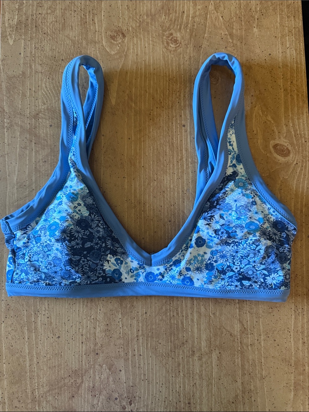 aerie Light Blue Floral Wireless Bikini Top